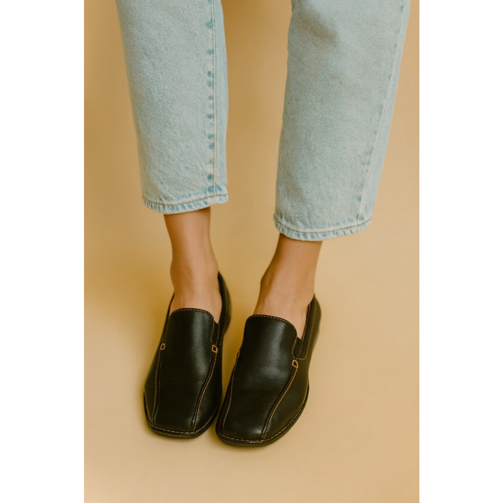 Born Black Leather Loafers Size 6 Handcrafted Comfort Slip-Ons